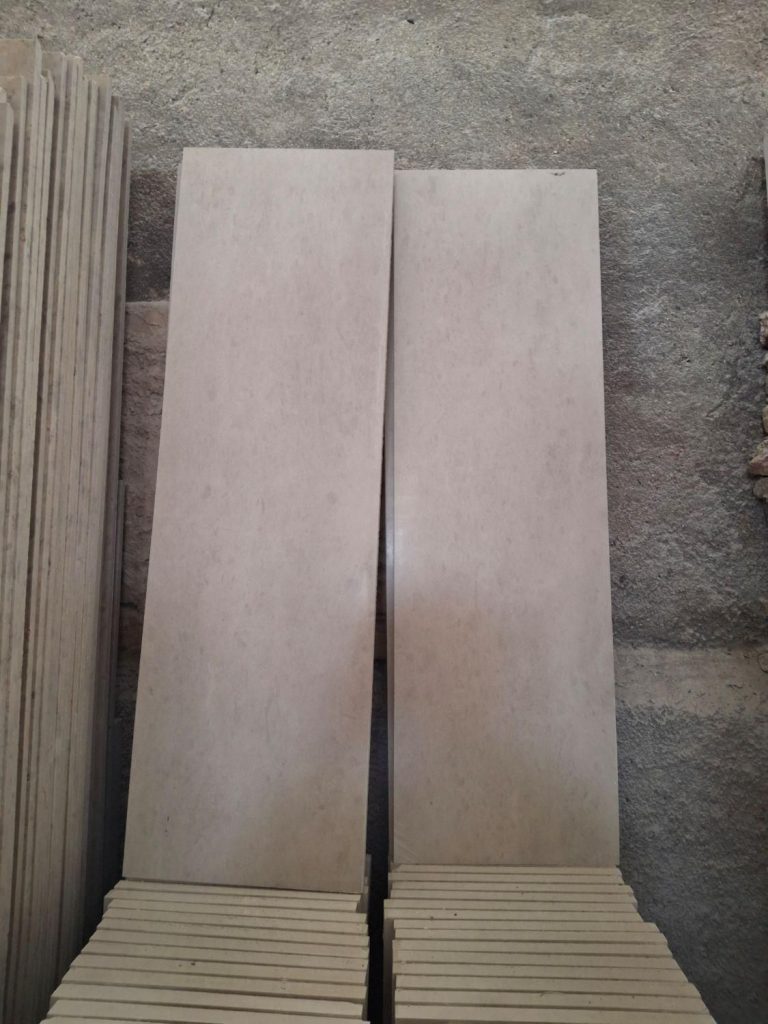 کارگر سنگسری